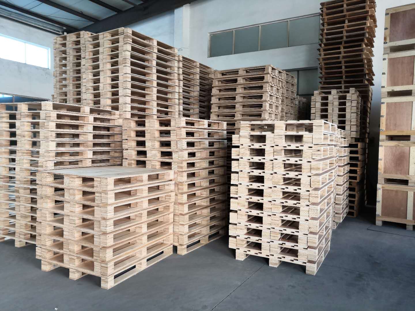 節約成本秘籍:選擇合適木托盤生產商的三大技巧